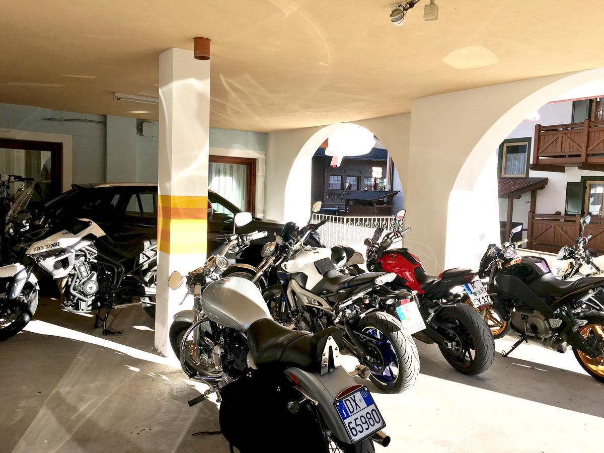B&B Family Accommodation Canazei Bike Friendly Dış mekan fotoğraf